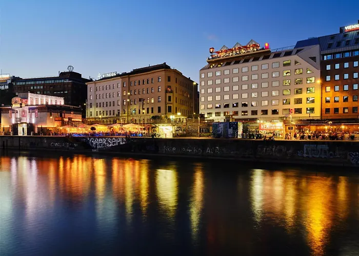 Radisson Red Hotel, 4* Bécs