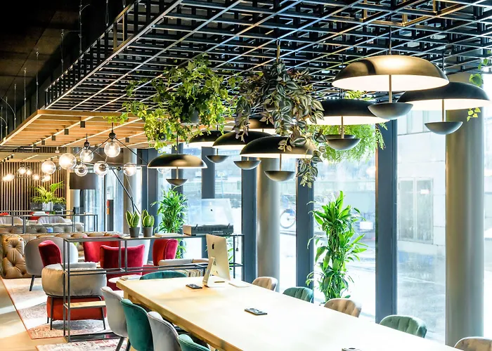 Radisson Red Hotel, 4* Bécs