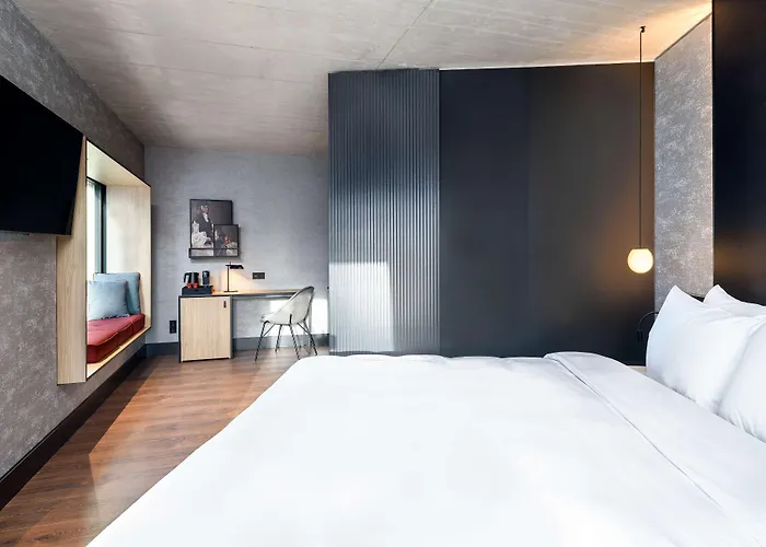 Radisson Red Hotel, 4* Bécs